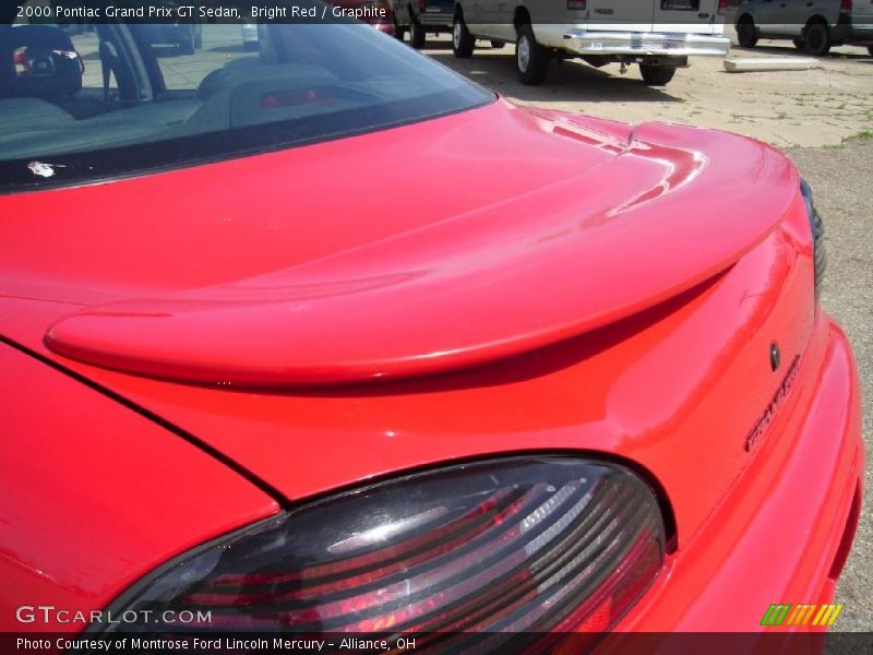 Bright Red / Graphite 2000 Pontiac Grand Prix GT Sedan