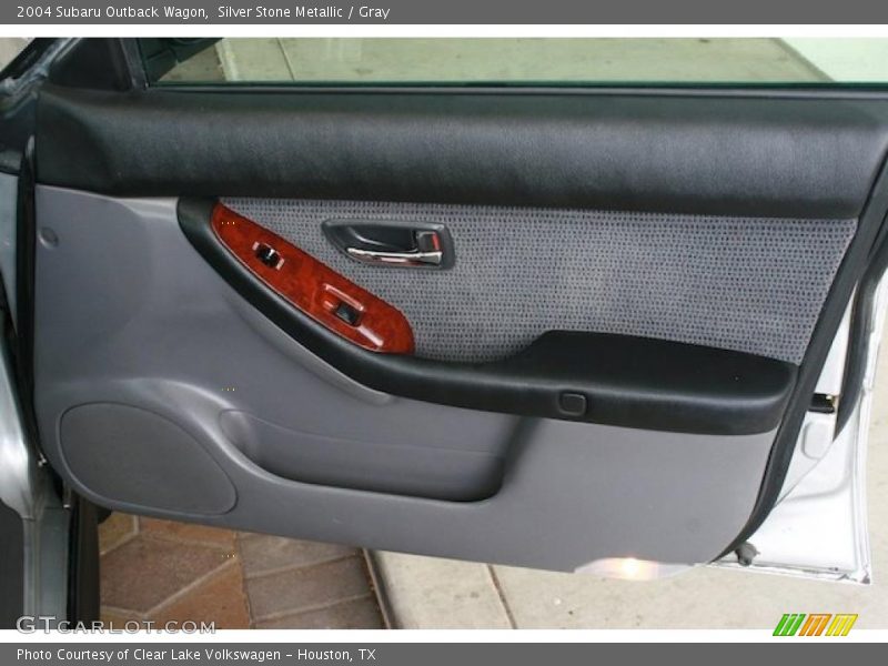 Silver Stone Metallic / Gray 2004 Subaru Outback Wagon