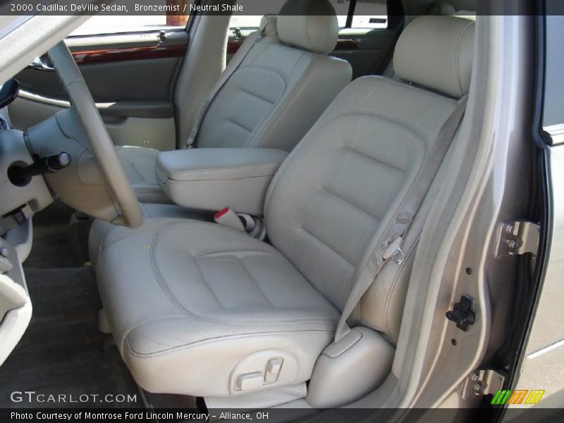 Bronzemist / Neutral Shale 2000 Cadillac DeVille Sedan