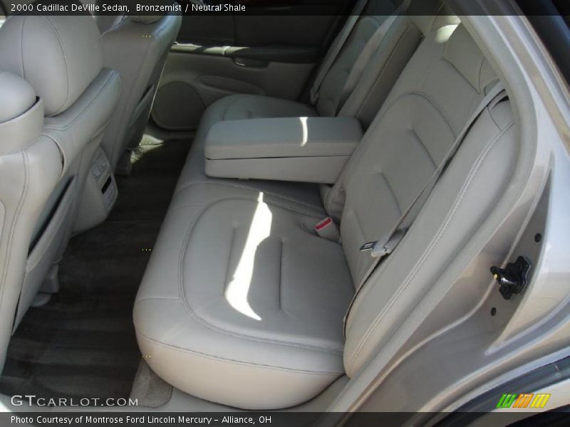 Bronzemist / Neutral Shale 2000 Cadillac DeVille Sedan