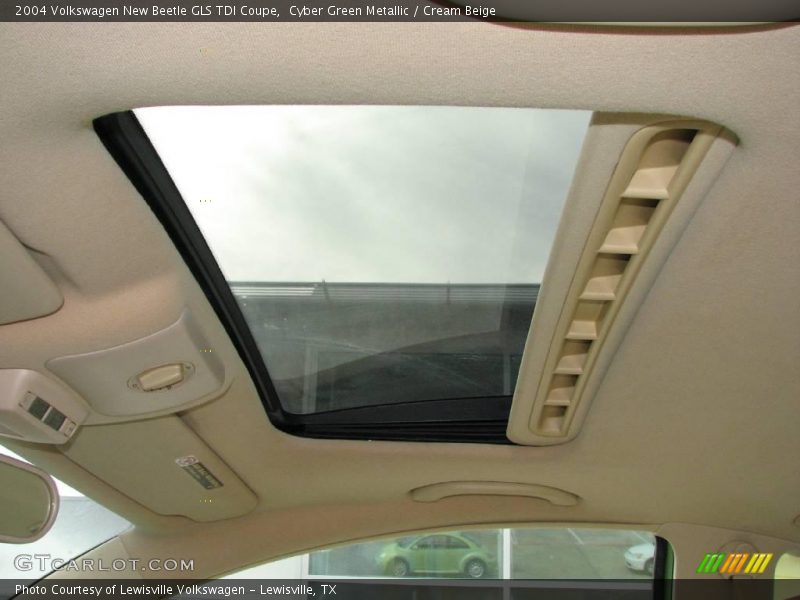 Cyber Green Metallic / Cream Beige 2004 Volkswagen New Beetle GLS TDI Coupe