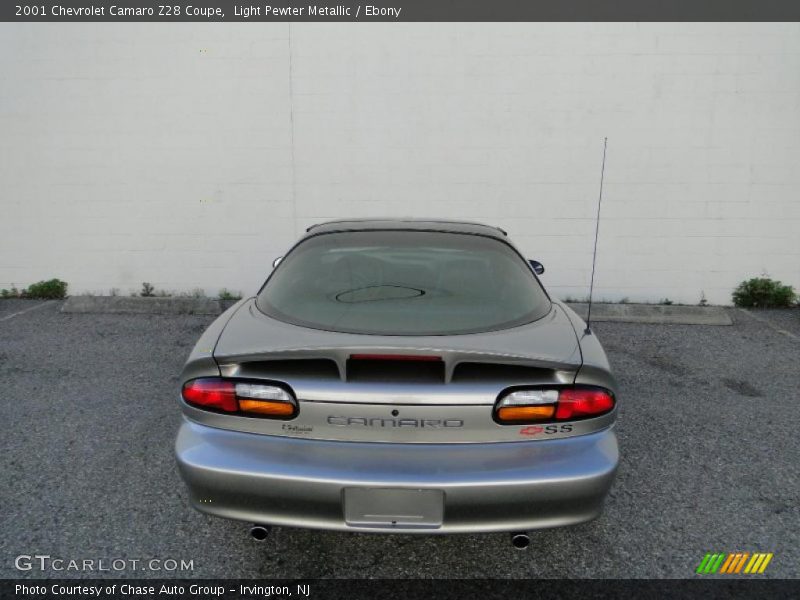 Light Pewter Metallic / Ebony 2001 Chevrolet Camaro Z28 Coupe