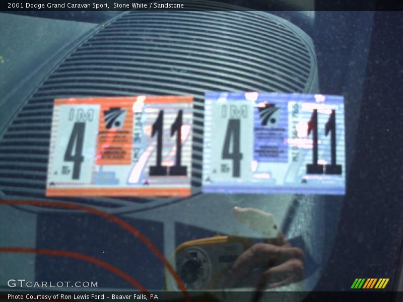 Stone White / Sandstone 2001 Dodge Grand Caravan Sport