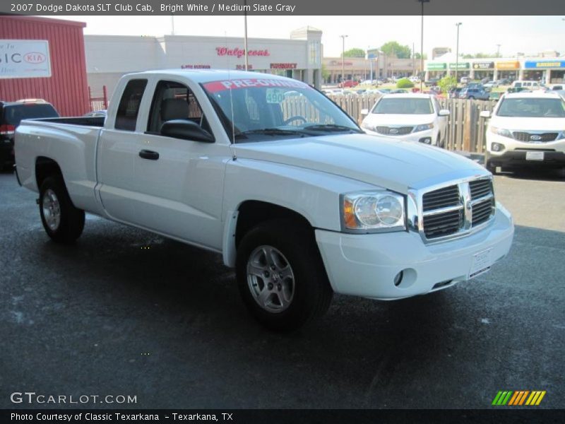 Bright White / Medium Slate Gray 2007 Dodge Dakota SLT Club Cab