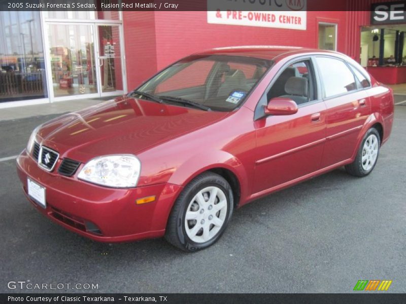 Fusion Red Metallic / Gray 2005 Suzuki Forenza S Sedan
