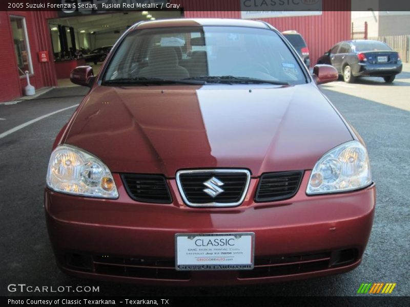 Fusion Red Metallic / Gray 2005 Suzuki Forenza S Sedan