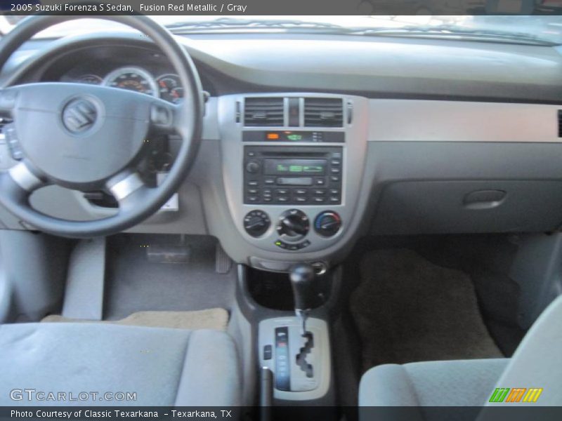 Fusion Red Metallic / Gray 2005 Suzuki Forenza S Sedan