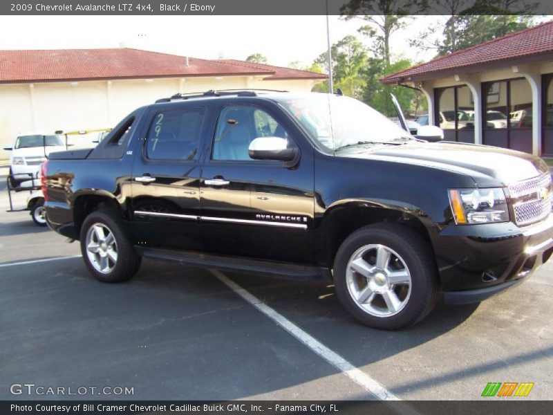 Black / Ebony 2009 Chevrolet Avalanche LTZ 4x4