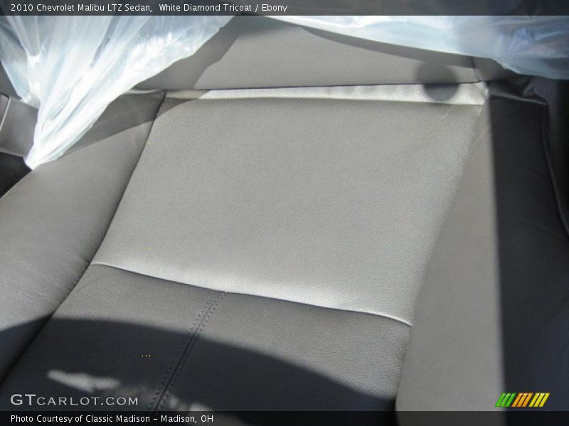 White Diamond Tricoat / Ebony 2010 Chevrolet Malibu LTZ Sedan