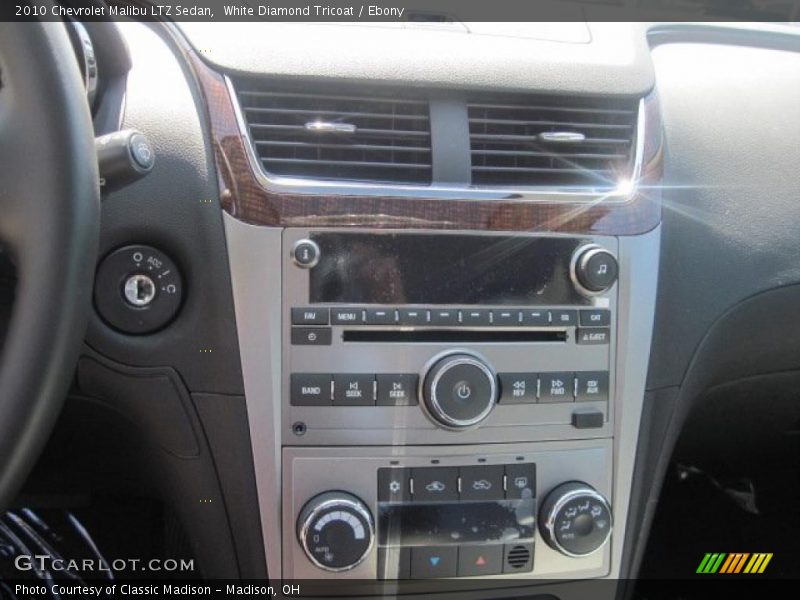 White Diamond Tricoat / Ebony 2010 Chevrolet Malibu LTZ Sedan