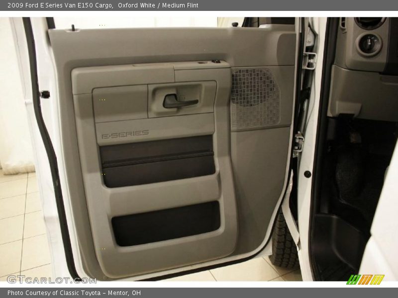 Oxford White / Medium Flint 2009 Ford E Series Van E150 Cargo