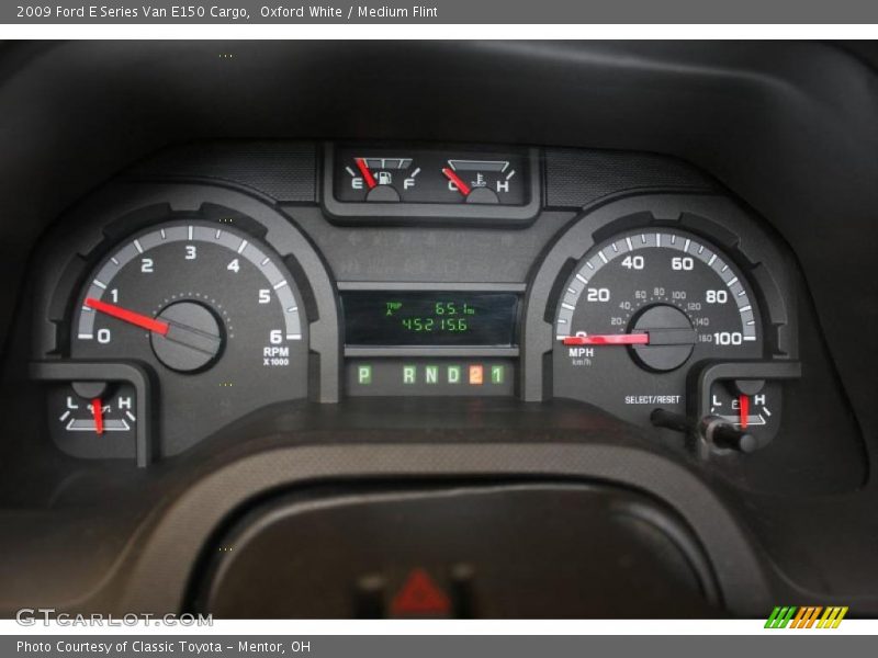 Oxford White / Medium Flint 2009 Ford E Series Van E150 Cargo