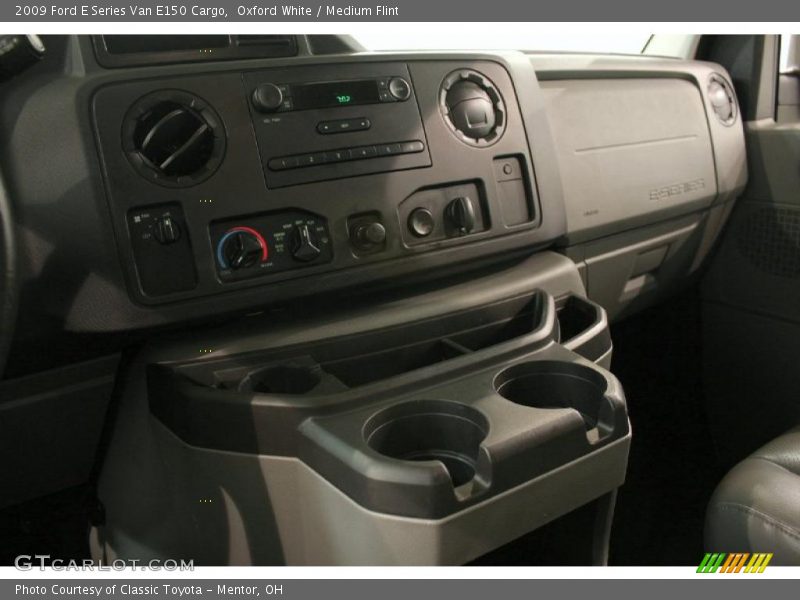 Oxford White / Medium Flint 2009 Ford E Series Van E150 Cargo