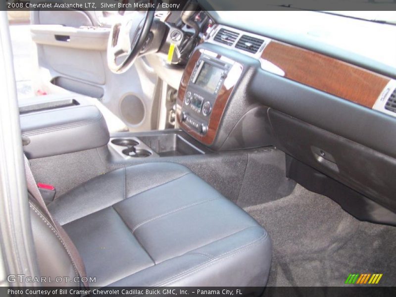 Silver Birch Metallic / Ebony 2008 Chevrolet Avalanche LTZ