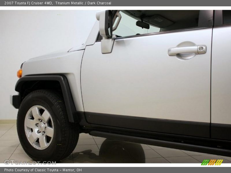 Titanium Metallic / Dark Charcoal 2007 Toyota FJ Cruiser 4WD