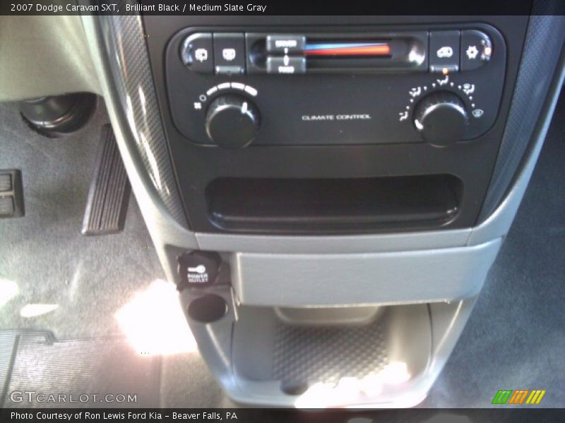 Brilliant Black / Medium Slate Gray 2007 Dodge Caravan SXT