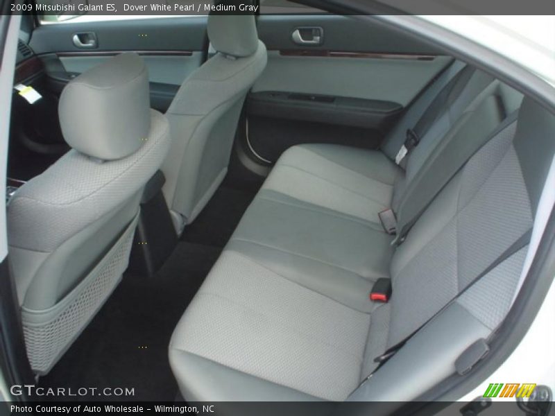 Dover White Pearl / Medium Gray 2009 Mitsubishi Galant ES