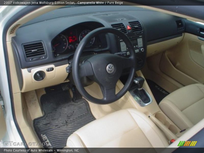 Campanella White / Pure Beige 2007 Volkswagen Jetta Wolfsburg Edition Sedan