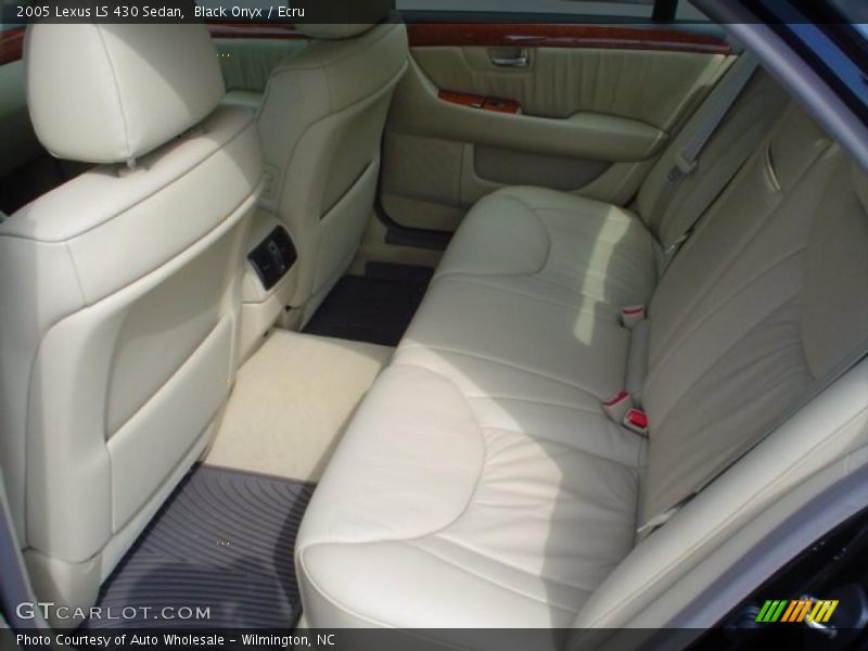 Black Onyx / Ecru 2005 Lexus LS 430 Sedan