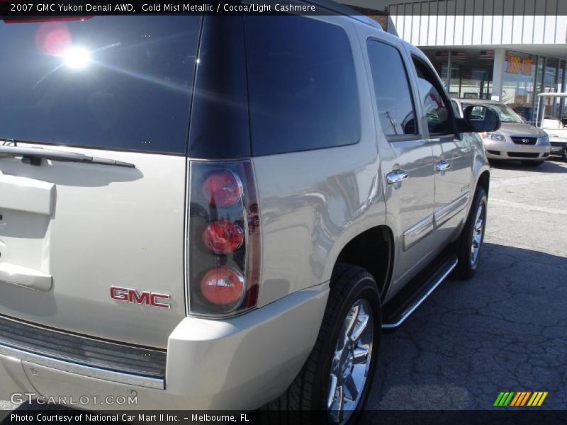 Gold Mist Metallic / Cocoa/Light Cashmere 2007 GMC Yukon Denali AWD