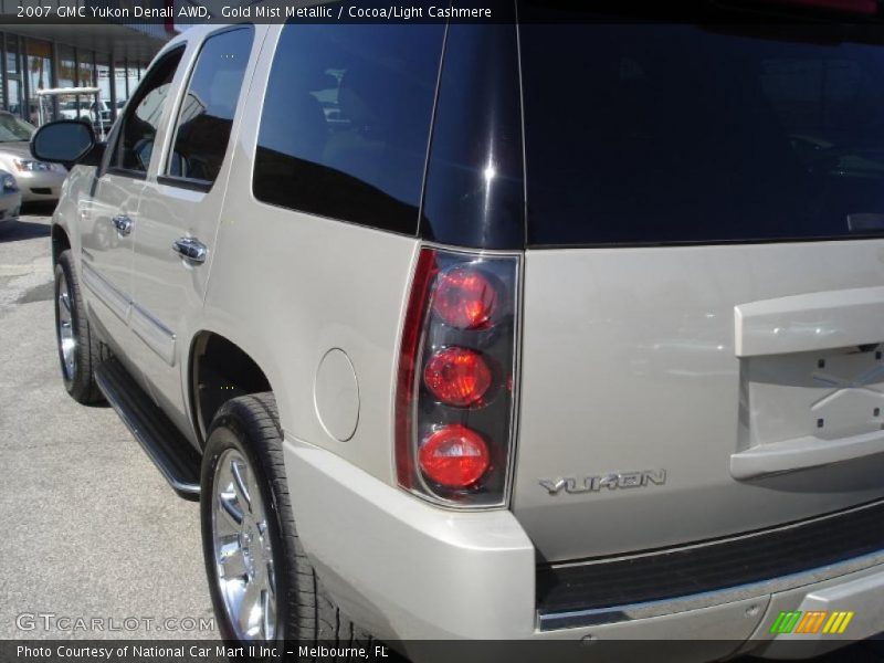 Gold Mist Metallic / Cocoa/Light Cashmere 2007 GMC Yukon Denali AWD