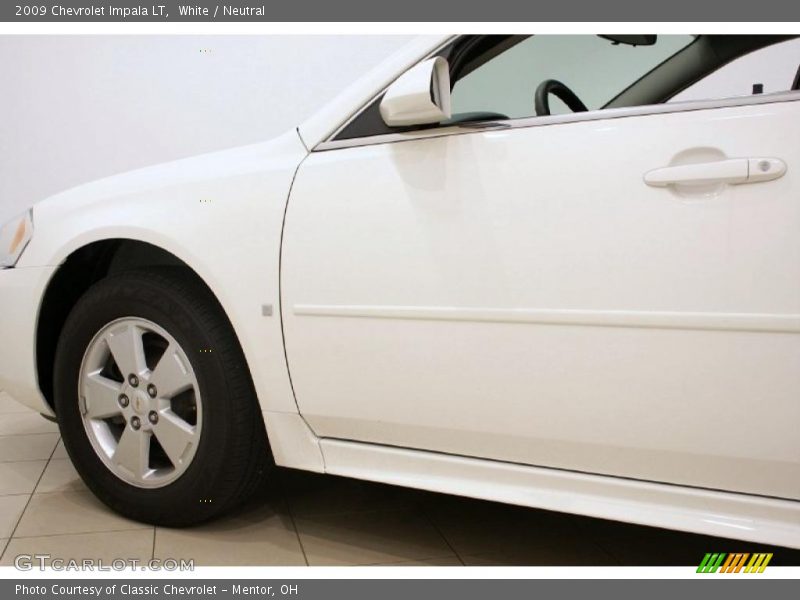 White / Neutral 2009 Chevrolet Impala LT