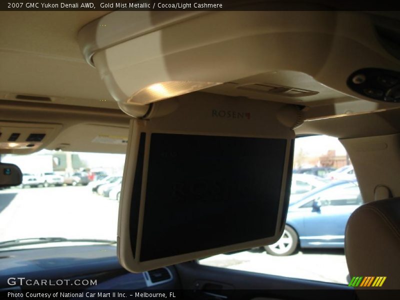 Gold Mist Metallic / Cocoa/Light Cashmere 2007 GMC Yukon Denali AWD