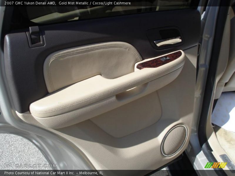 Gold Mist Metallic / Cocoa/Light Cashmere 2007 GMC Yukon Denali AWD