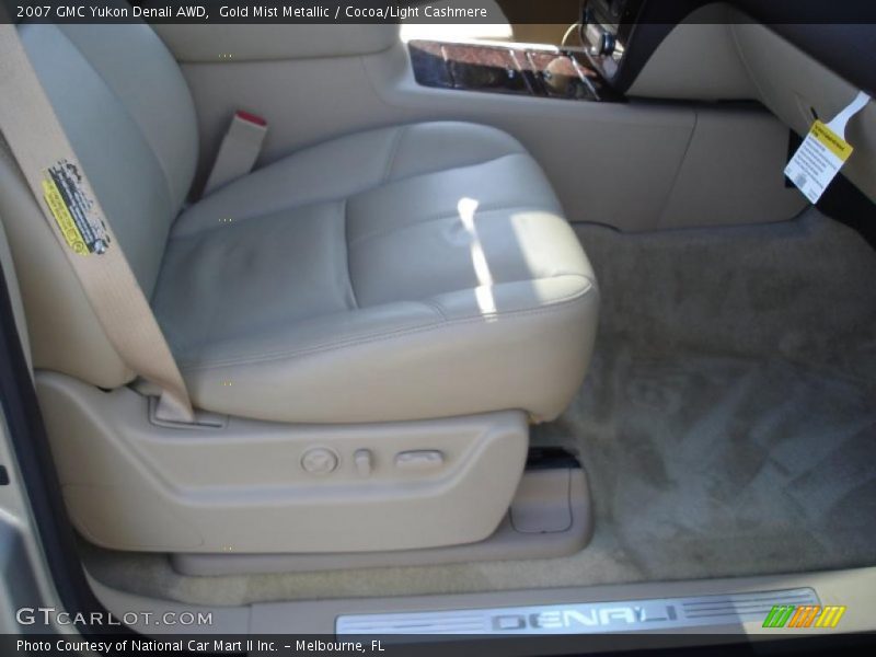 Gold Mist Metallic / Cocoa/Light Cashmere 2007 GMC Yukon Denali AWD