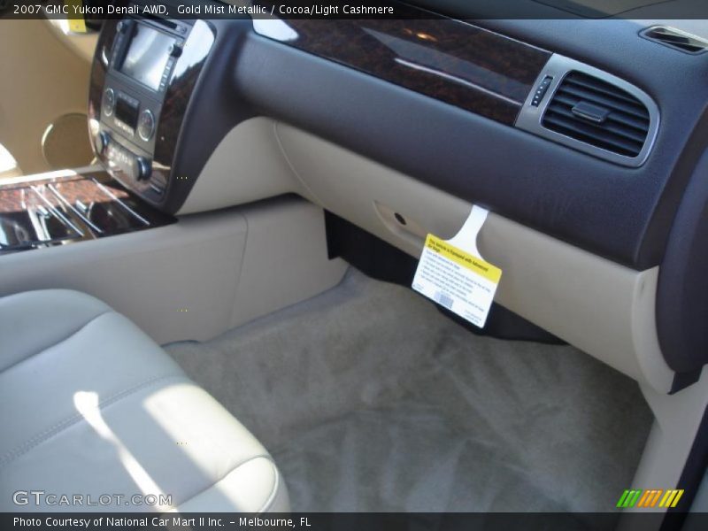 Gold Mist Metallic / Cocoa/Light Cashmere 2007 GMC Yukon Denali AWD