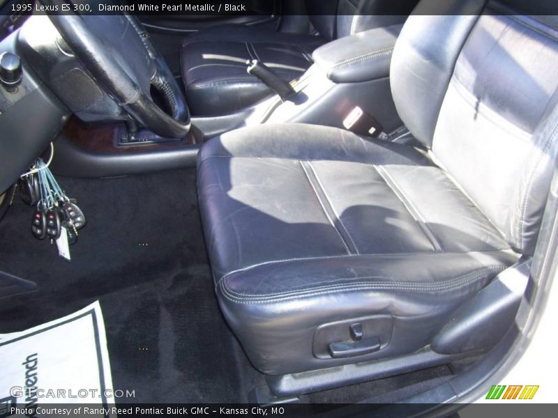 Diamond White Pearl Metallic / Black 1995 Lexus ES 300