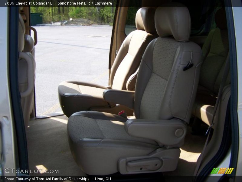 Sandstone Metallic / Cashmere 2006 Chevrolet Uplander LT
