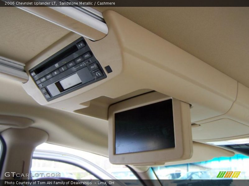 Sandstone Metallic / Cashmere 2006 Chevrolet Uplander LT