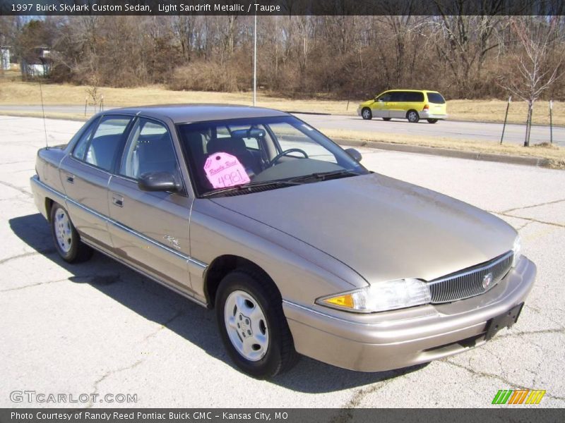 Light Sandrift Metallic / Taupe 1997 Buick Skylark Custom Sedan