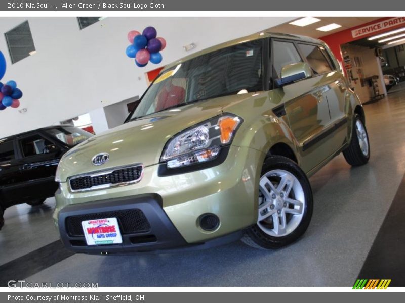 Alien Green / Black Soul Logo Cloth 2010 Kia Soul +