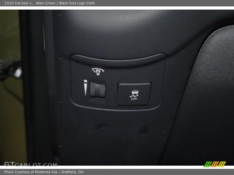 Alien Green / Black Soul Logo Cloth 2010 Kia Soul +