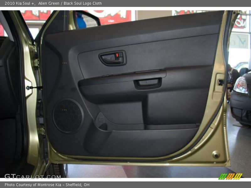 Alien Green / Black Soul Logo Cloth 2010 Kia Soul +