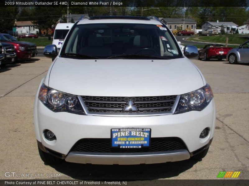 Diamond White Pearl / Beige 2009 Mitsubishi Outlander SE 4WD