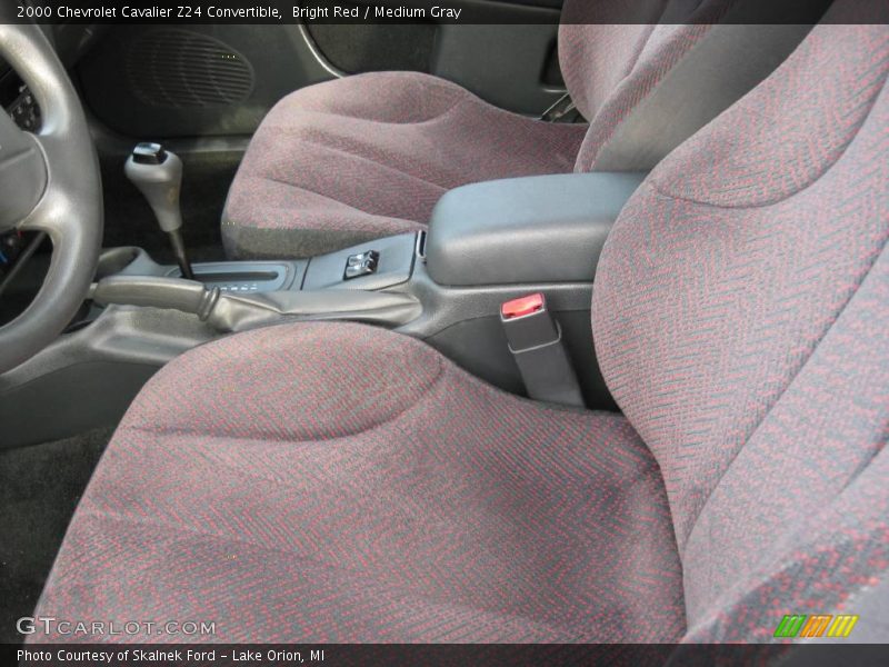 Bright Red / Medium Gray 2000 Chevrolet Cavalier Z24 Convertible