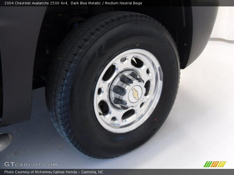 Dark Blue Metallic / Medium Neutral Beige 2004 Chevrolet Avalanche 2500 4x4