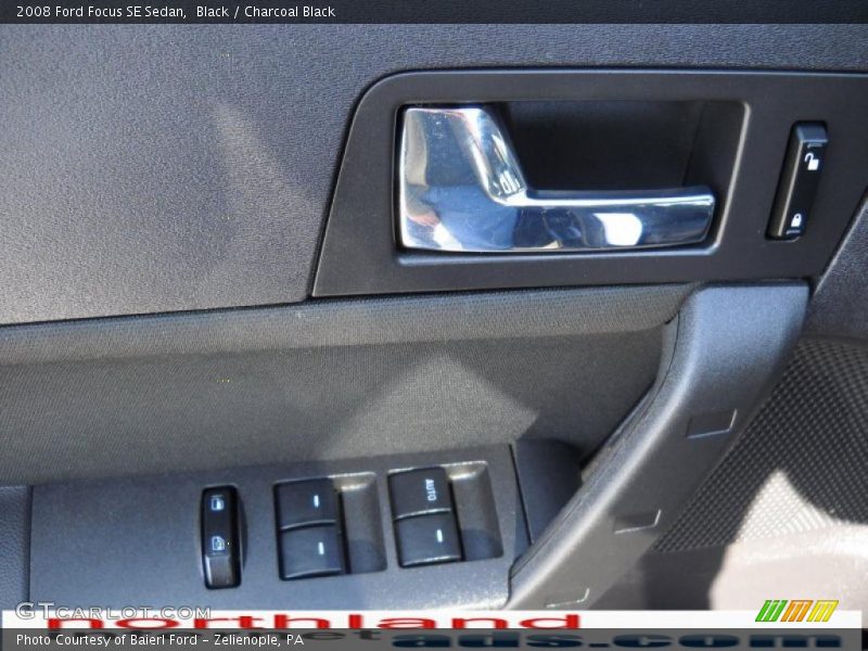 Black / Charcoal Black 2008 Ford Focus SE Sedan