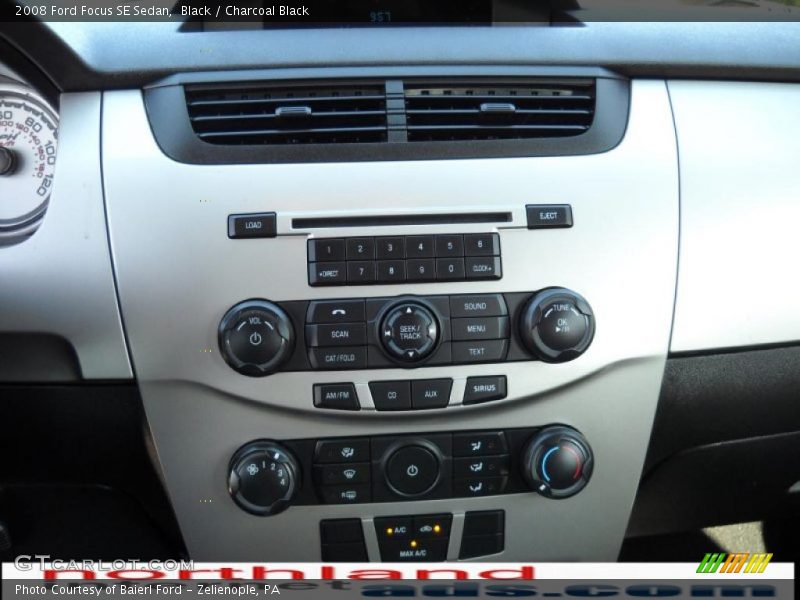 Black / Charcoal Black 2008 Ford Focus SE Sedan