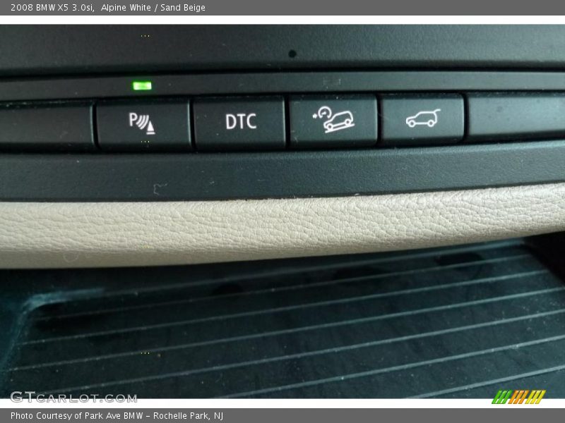 Alpine White / Sand Beige 2008 BMW X5 3.0si