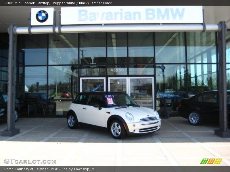 Pepper White / Black/Panther Black 2006 Mini Cooper Hardtop