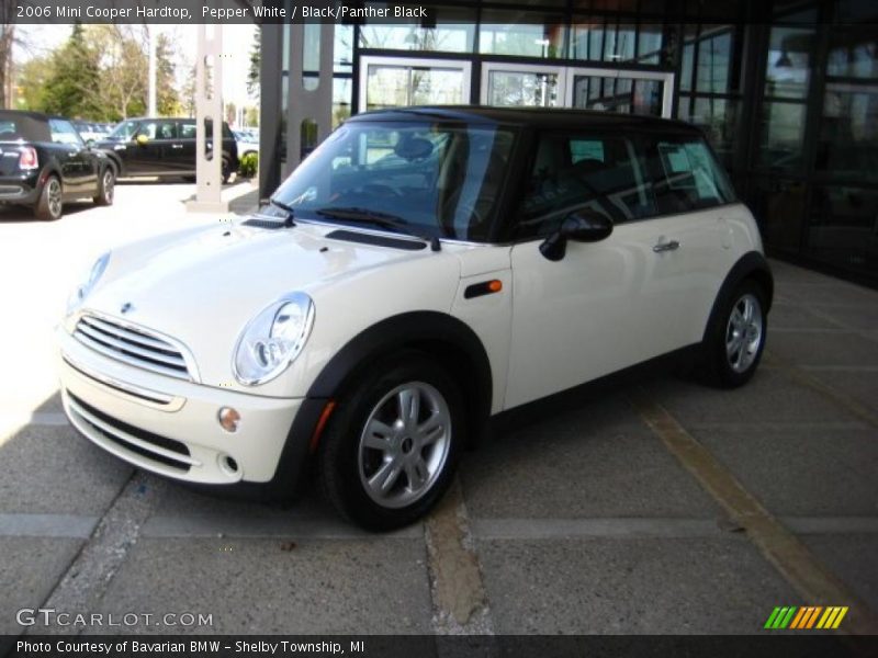 Pepper White / Black/Panther Black 2006 Mini Cooper Hardtop