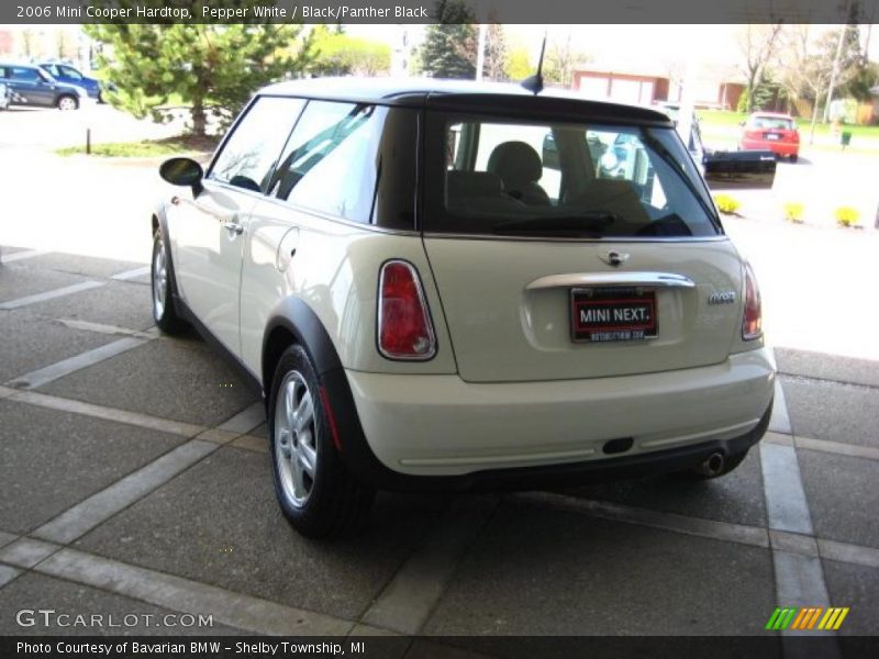 Pepper White / Black/Panther Black 2006 Mini Cooper Hardtop