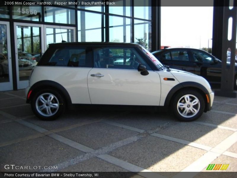 Pepper White / Black/Panther Black 2006 Mini Cooper Hardtop