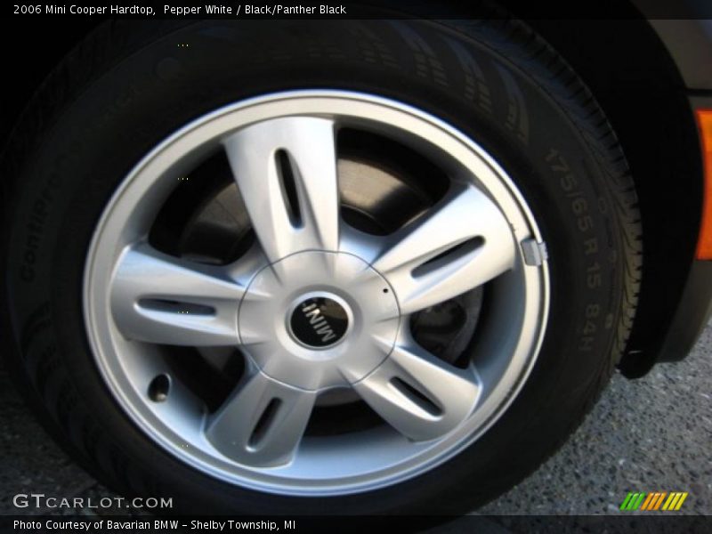 Pepper White / Black/Panther Black 2006 Mini Cooper Hardtop