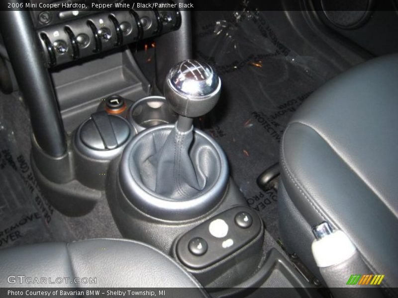 Pepper White / Black/Panther Black 2006 Mini Cooper Hardtop
