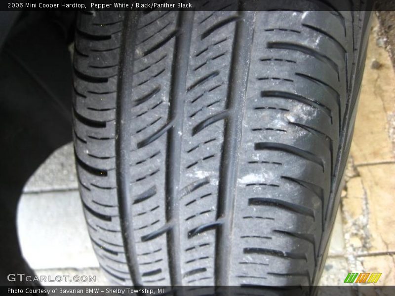 Pepper White / Black/Panther Black 2006 Mini Cooper Hardtop
